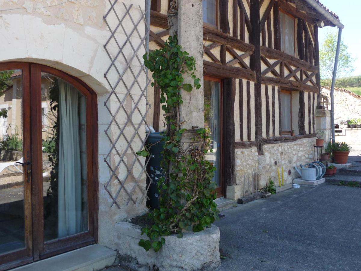 Les Tuileries Bed and Breakfast Ponteyraud Buitenkant foto