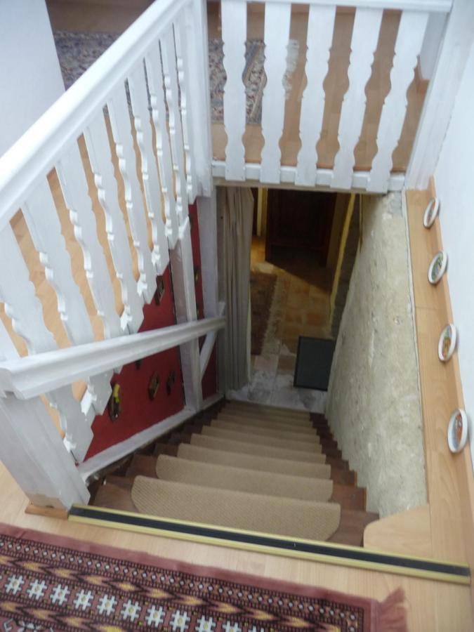 Les Tuileries Bed and Breakfast Ponteyraud Buitenkant foto